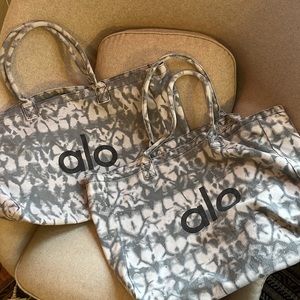 ALO Shopper Tote gray tie dye x TWO